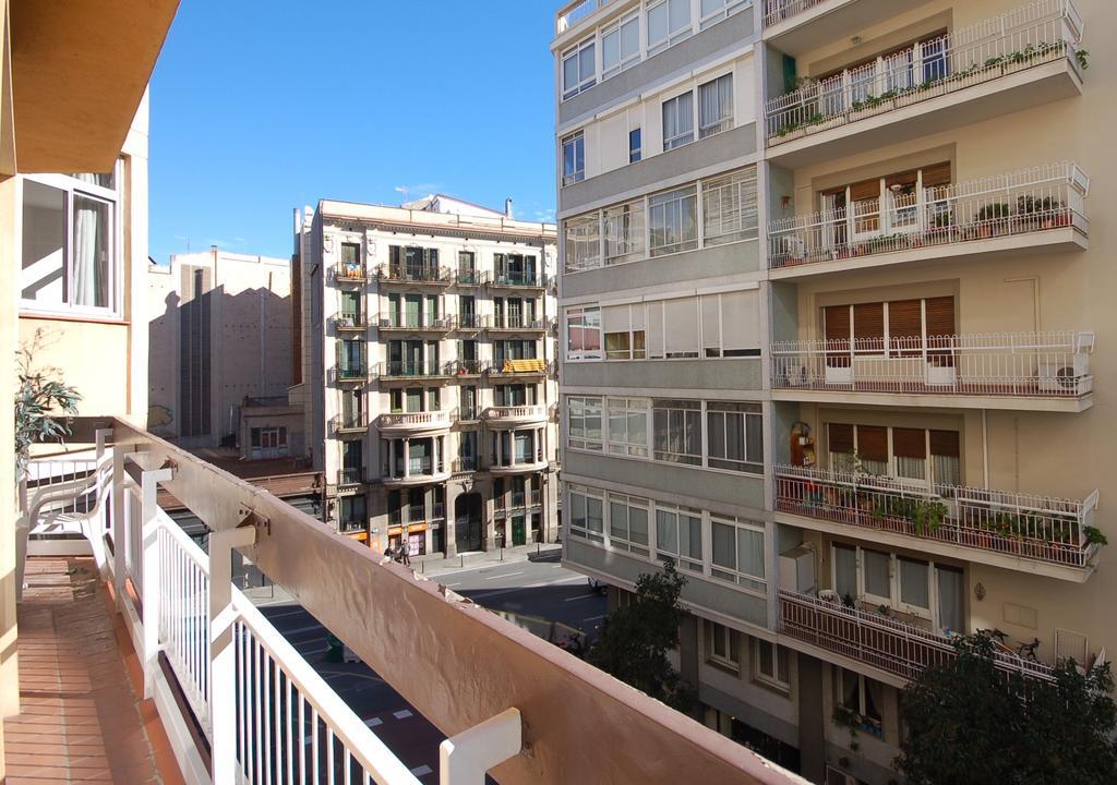 Lets Holidays Centric Apartment In Барселона Номер фото