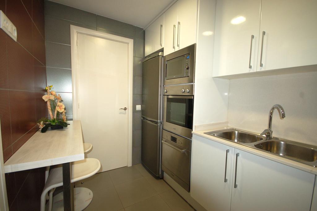 Lets Holidays Centric Apartment In Барселона Номер фото